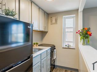 1721 Parkline Dr APT 17, Pittsburgh, PA 15227