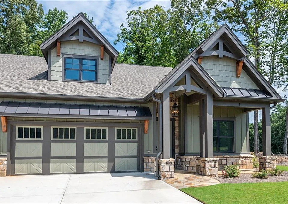 69 Villa Rd #10