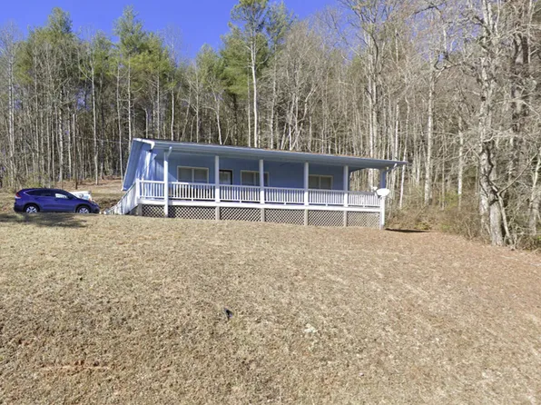 752 Meadow Brook Ln, Rabun Gap, GA 30568