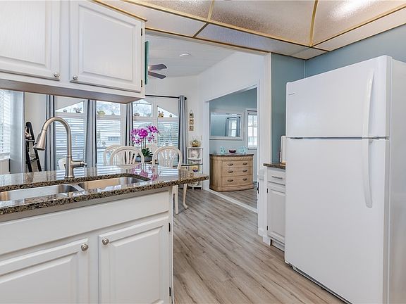5th image of 10848 Vireo Cir