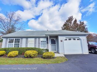 62 Farnworth Clos #1000, Freehold, NJ 07728