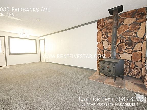3rd image of 1080 Fairbanks Ave