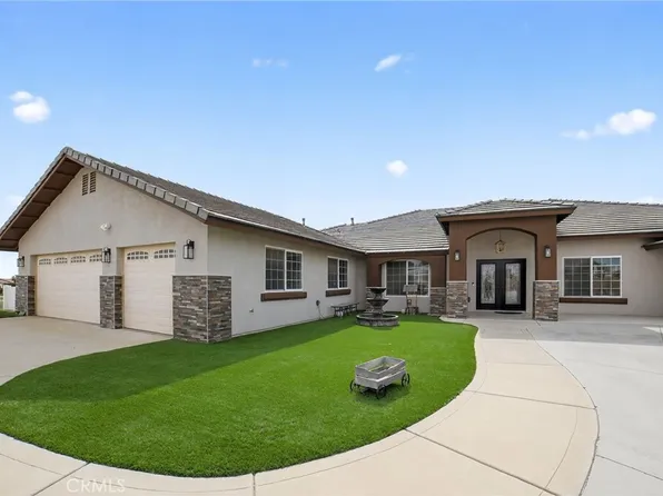 10525 Sage St, Oak Hills, CA 92344