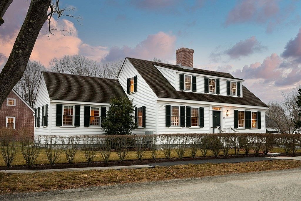 40 Spring St, Hingham, MA 02043 Zillow