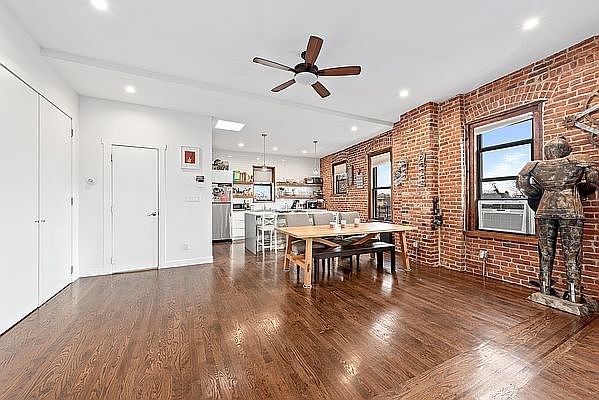 1st image of 1665 10th Ave #3