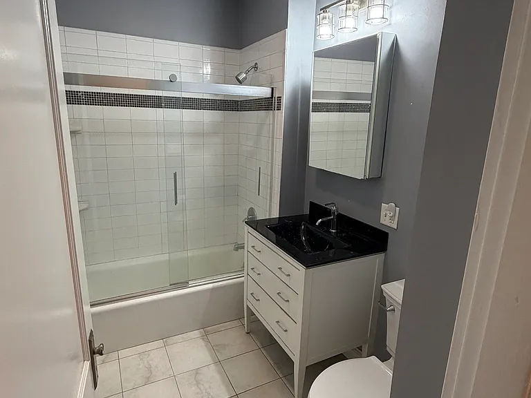 663 Fellsway #1 — Photo 8