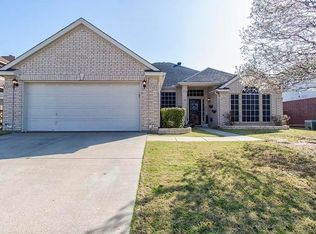 5708 Frio Dr, Haltom City, TX 76137