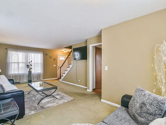 4th image of 2741 N Dellrose Ave