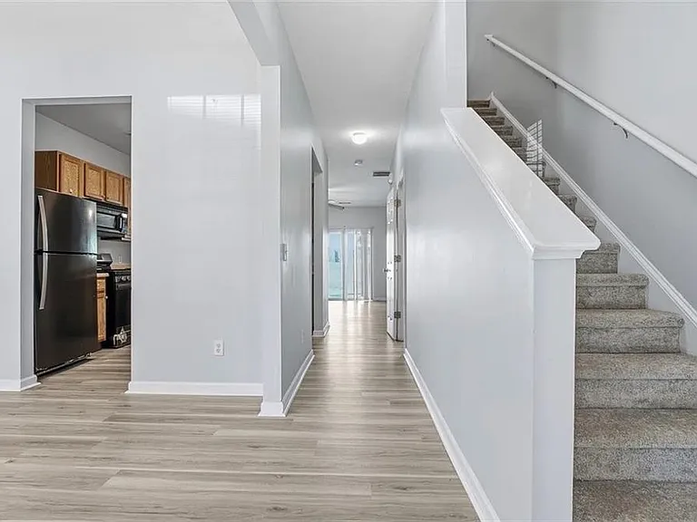 585 McWilliams Rd SE #2402 — Photo 3