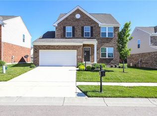 1662 Summit Creek Dr, Centerville, OH 45458