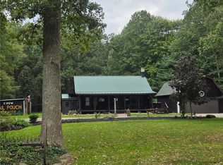 18650 Shaw Rd, Chagrin Falls, OH 44023