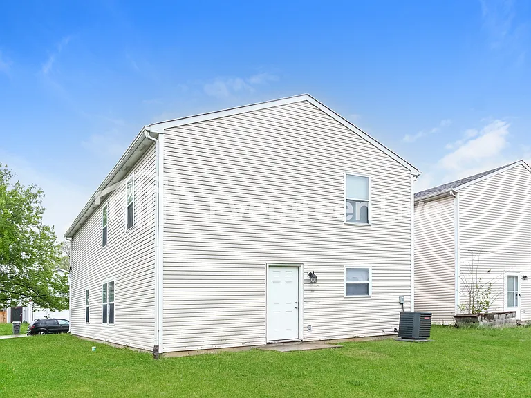 4405 Fullwood Ct — Photo 16