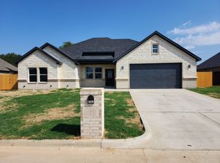 2301 Briarwood Dr, Bridgeport, TX 76426
