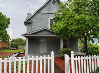 311 W F St, Rainier, OR 97048