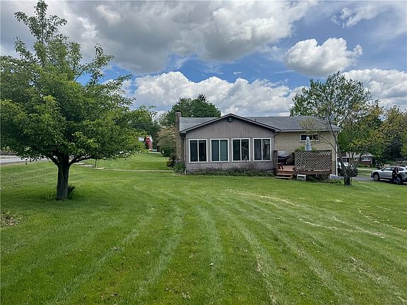 4th image of 200 North Dr