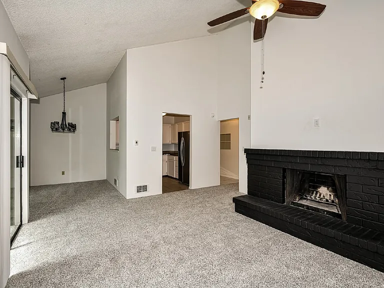 12721 NE 129th Ct #305 — Photo 2