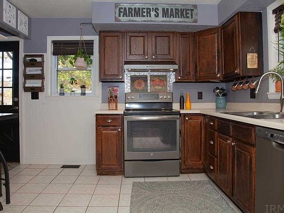 5th image of 5404 Elmhurst Dr