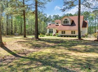 13120 Courtland Rd, Wakefield, VA 23888