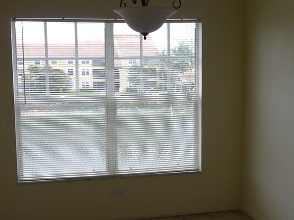 4th image of 7925 Preserve Cir APT 334