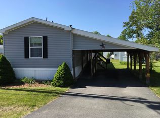 122 Eagle Ridge Rd, Brewer, ME 04412