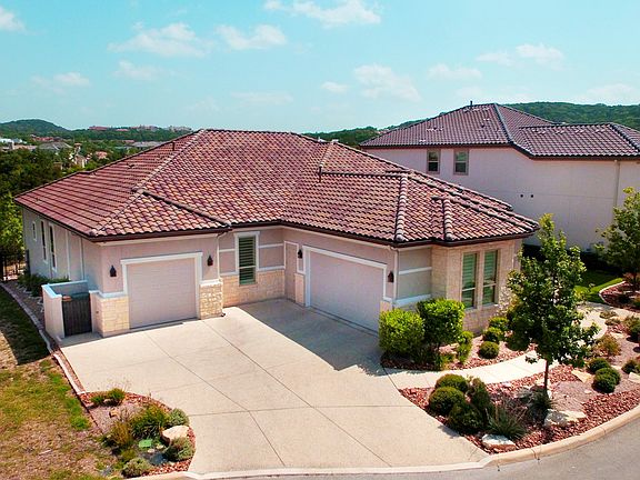 2nd image of 6331 Sevilla Cir