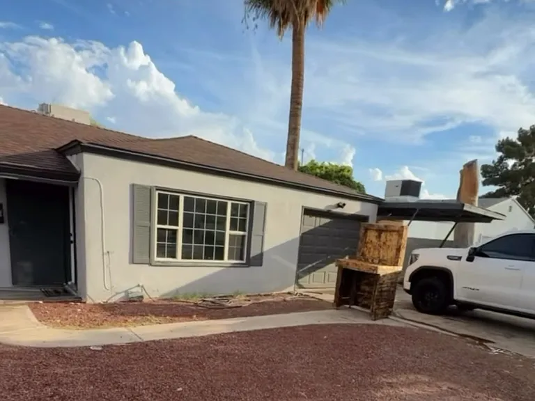 105 N Los Robles Dr — Photo 7