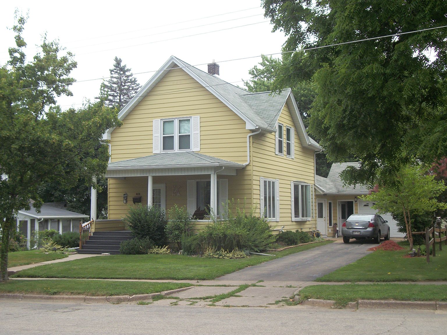 413 N Washington Ave, Viroqua, WI 54665 | Zillow