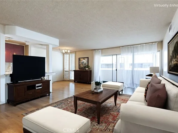 5454 Zelzah Ave APT 215, Encino, CA 91316