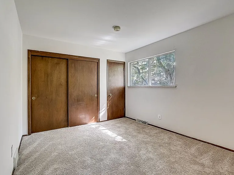 40 N Lakewood Gardens Ln — Photo 11
