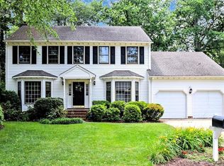 504 Las Gaviotas Blvd, Chesapeake, VA 23322