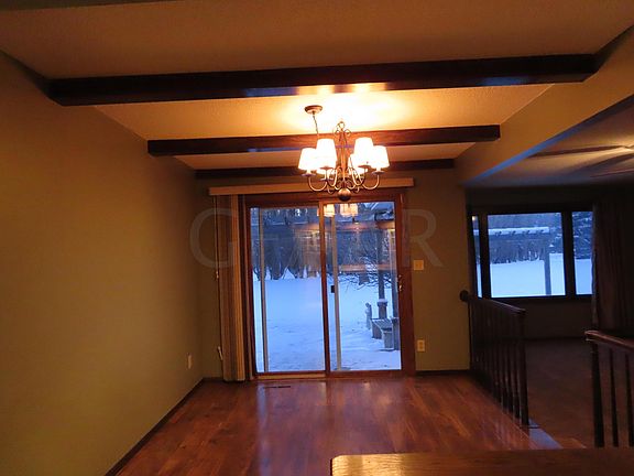 5th image of 6810 Lake Dr