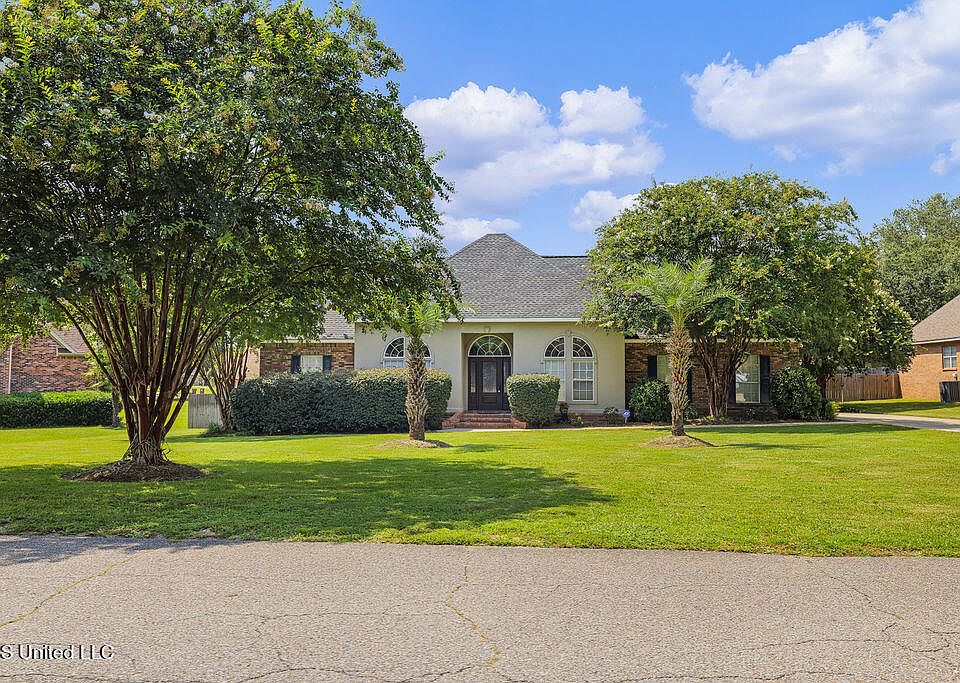 1st image of 15513 Swan Lake Blvd