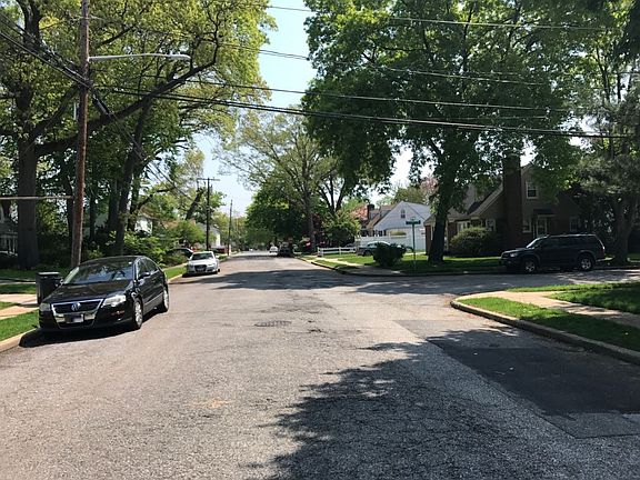 4th image of 879 Schuman Pl