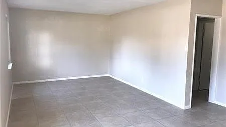 3975 Eileen St — Photo 34