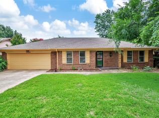 5504 Shady Meadow St, North Richland Hills, TX 76180