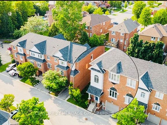 5th image of 255 Shaftsbury Ave #63