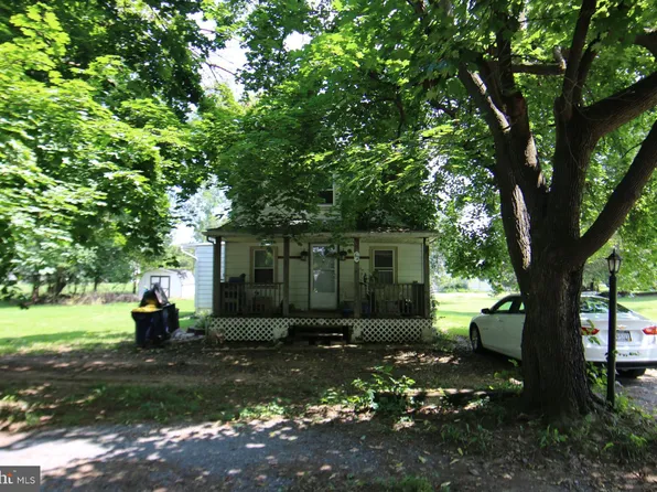 62 Wayne Ave, Middletown, PA 17057