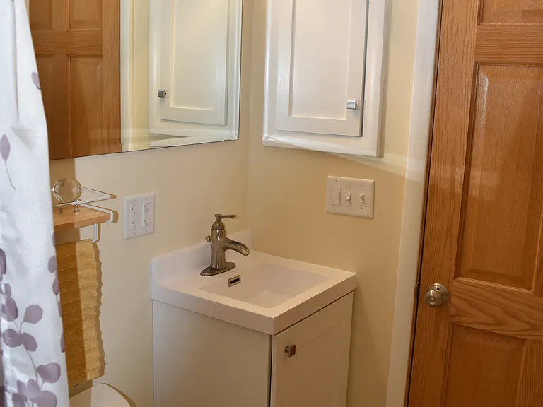 Main floor bathroom