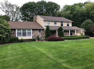 118 Glover Rd, New Castle, PA 16105