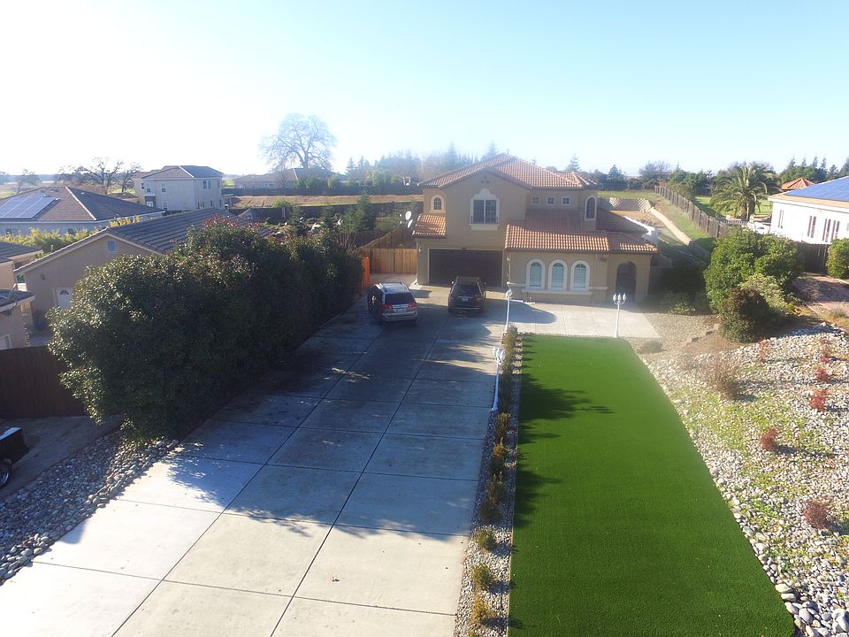 1st image of 8515 Parkwood Way