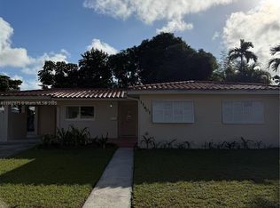 11601 NW 58th Pl, Hialeah, FL 33012