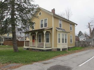 3 Fuller Ln, Hyde Park, NY 12538