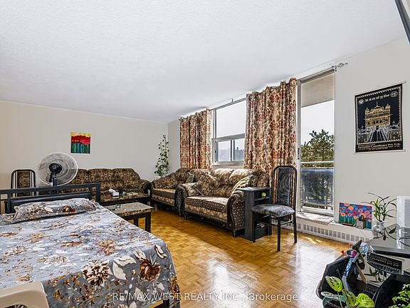 5th image of 2645 Kipling Ave #506