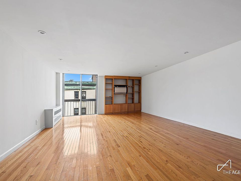 1st image of 184 Thompson St APT 5F