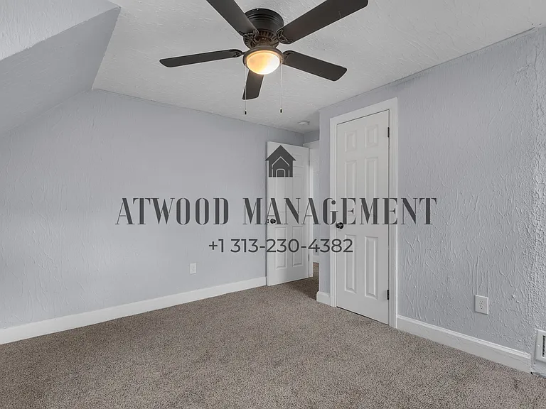 12950 Glastonbury Ave — Photo 8