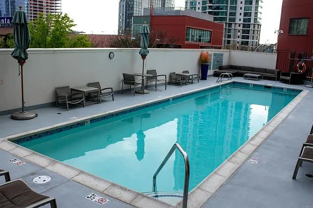 1240 India St #423 — Photo 10