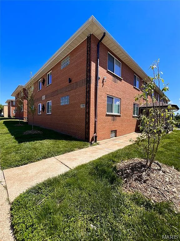 1 bed, 1.0 bath, 700 sqft, $840 — Photo 4