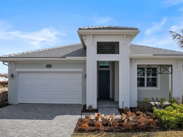 8285 SW Valsovano Way, Port St Lucie, FL 34987