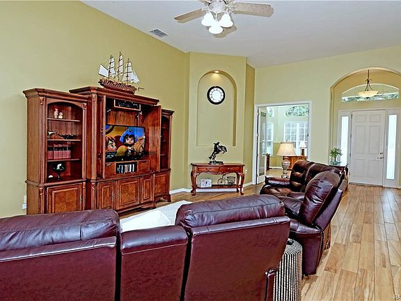 4th image of 3530 N Chandler Dr