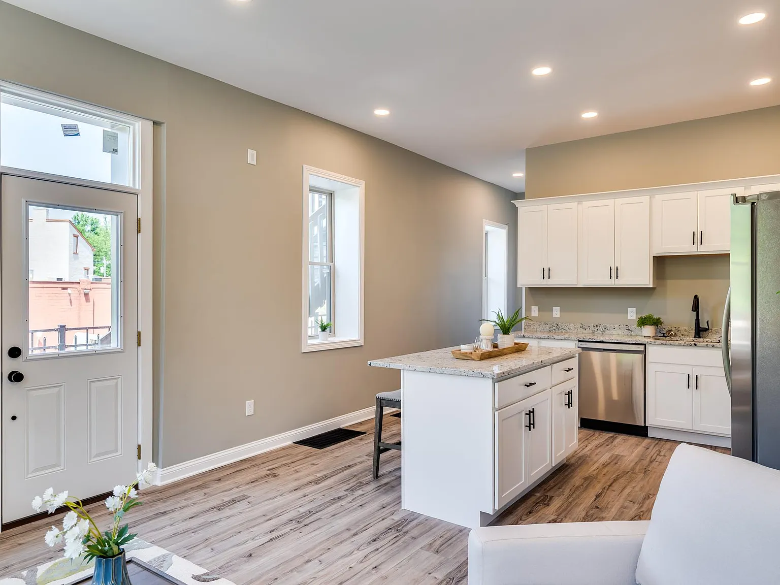 1 bed, $1,400 — Photo 4